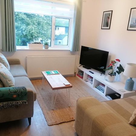 Starboard Side Brixham - Ideal Seaside Getaway With Parking Exteriör bild